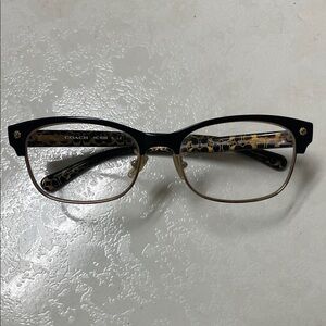 CoachWomen's Glasses model 5432Black Frame ,Gold Accents. 53. 17 135. Pre- owned